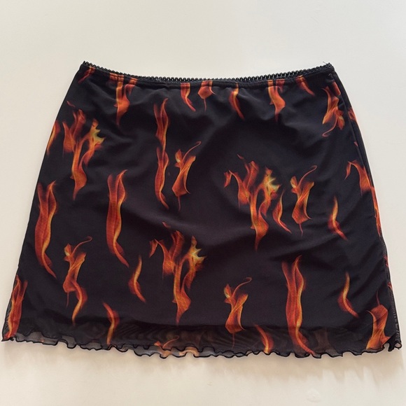flame mesh miniskirt - Picture 1 of 3